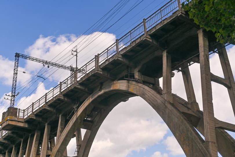 How ConcreteMatch connects you with concrete bridge contractors